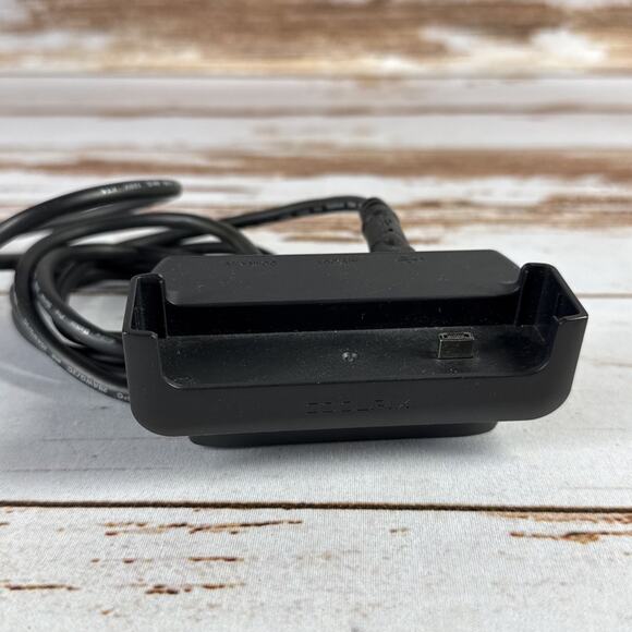 Nikon MV-11 Cool-Station S1 Charger for Coolpix – w/ AC Adapter - Picture 1 of 4